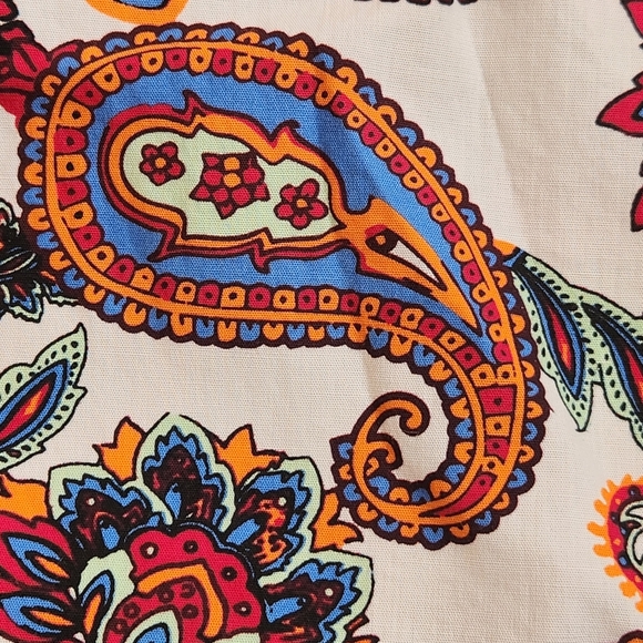 Cremieux Shirt L White Red Paisley Cotton Short Sleeve Button Down Casual New$60 - Picture 2 of 10